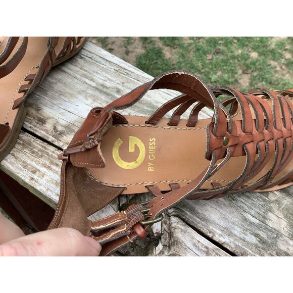 G by Guess Brown Faux Leather Gladiator Sandals 8M Excellent Condition Zip Back - Picture 6 of 6